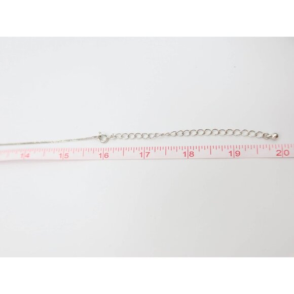 AVON SAQ Crystal Silver Tone Dainty Pendant Necklace Classic Preppy Minimalist - Picture 8 of 8